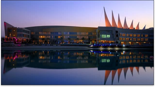 Dragon Hotel & Resort