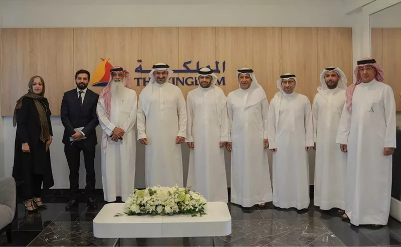 Minister of Industry and Commerce Visits Neo Holdings Facilities in Salman Industrial City